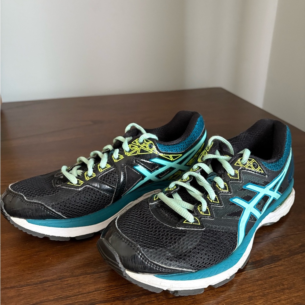 ASICS Women's GT-2000 Running Shoes